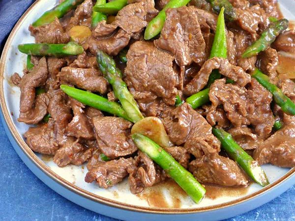 Говядина с соусом Ша Ча: создание вок-класса в домашних условиях