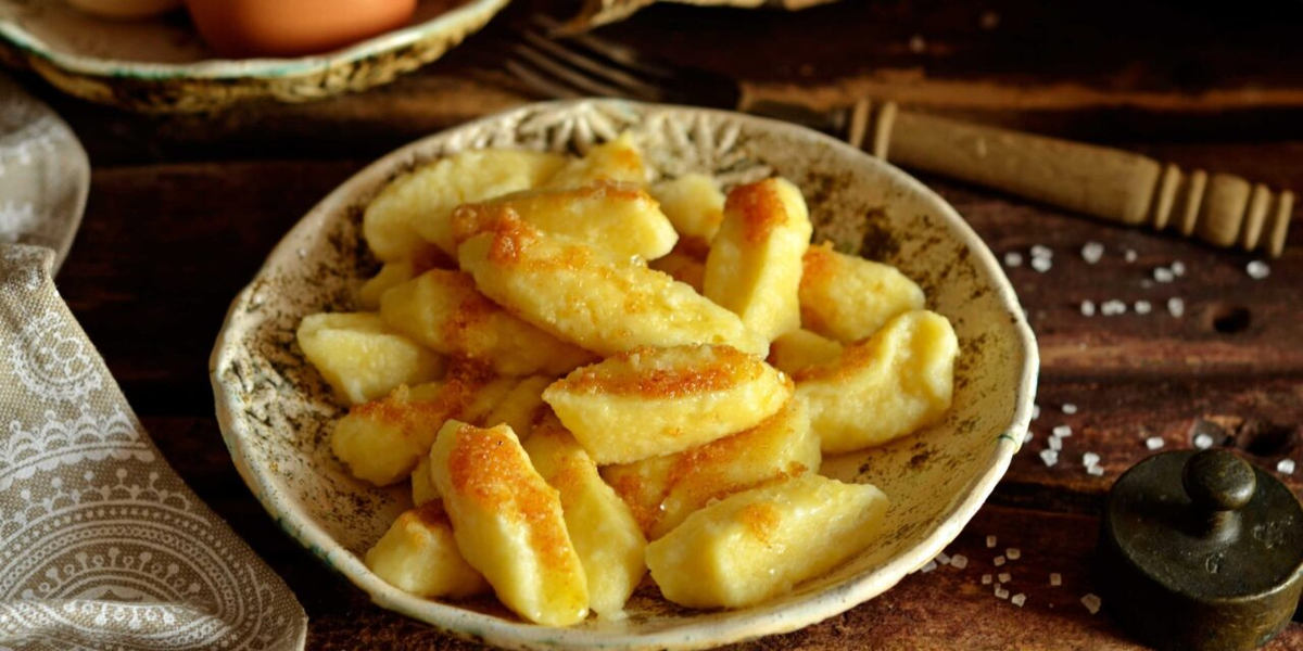 Ленивые вареники: уютный вкус домашней кухни с хрустящей корочкой