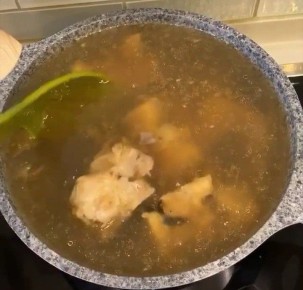 Почему суставы болят даже в хорошую погоду: 4 продукта, которые стоит исключить