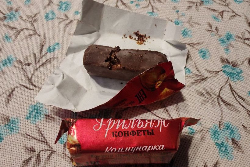 Живность в сладостях: новый скандал с конфетами «Коммунарка»