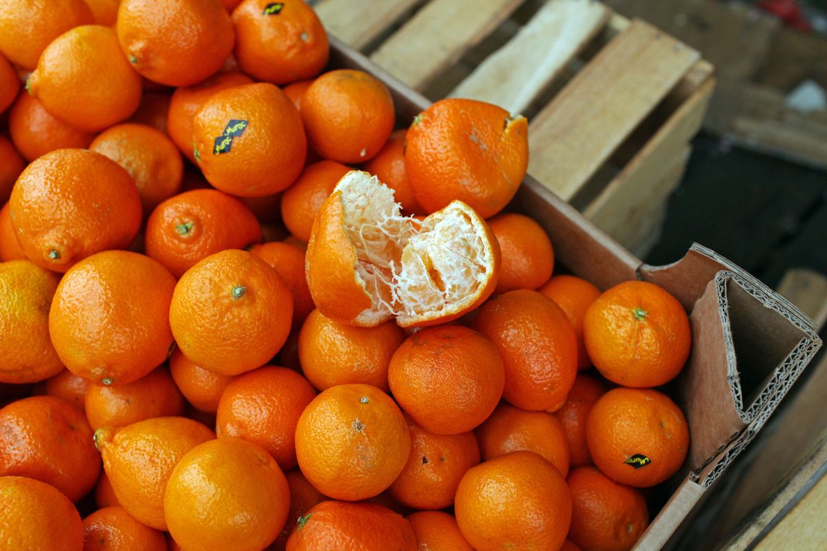 Мандарины не всегда безопасны: какие последствия ждут злоупотребляющих