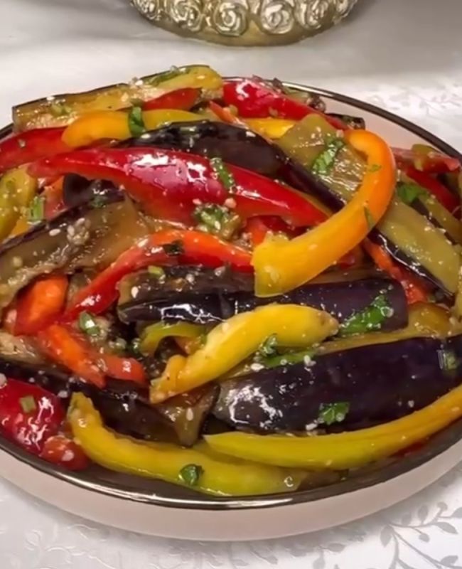 Баклажановый салат, который удивит всех
