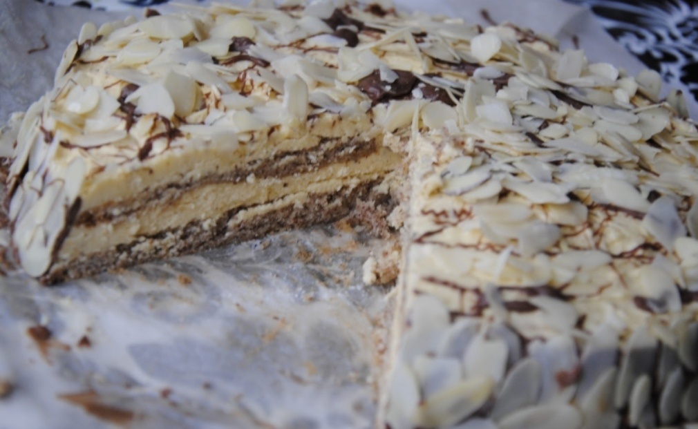 Шведский миндальный торт: кулинарный шик от Икеа в вашем доме