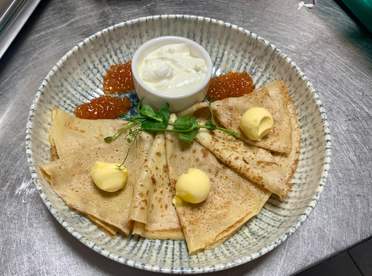 Как приготовить идеальные блины на Масленицу: практические советы