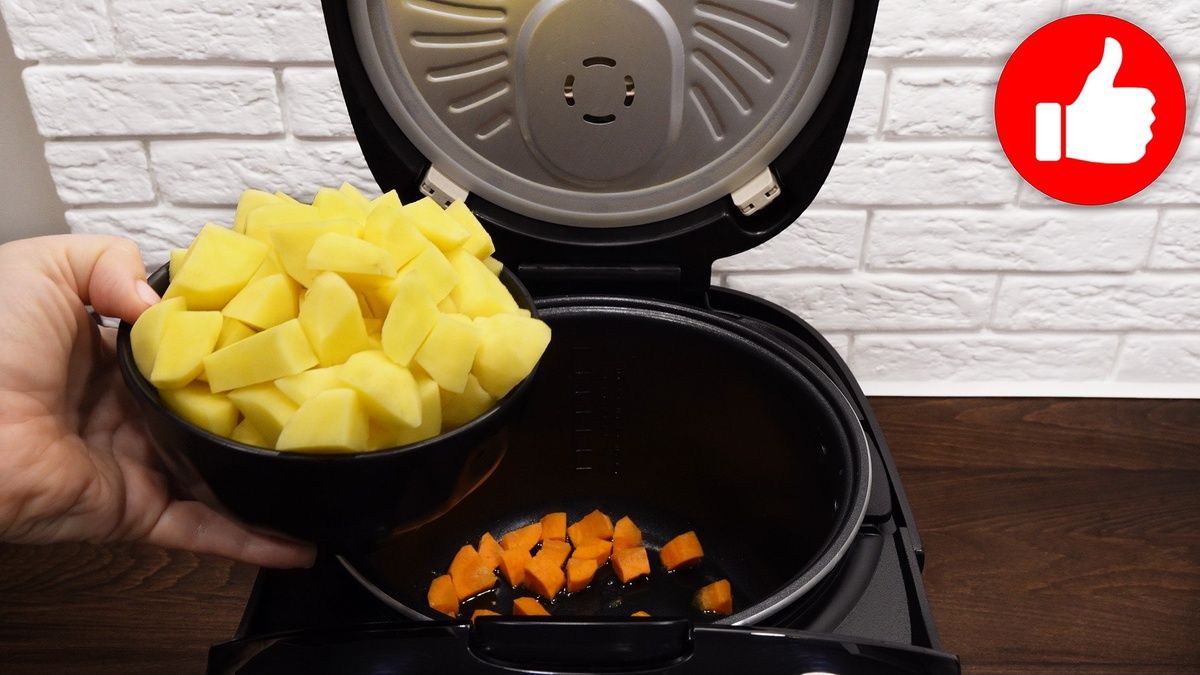 Как быстро приготовить тушеную картошку с морковью и перцем в мультиварке