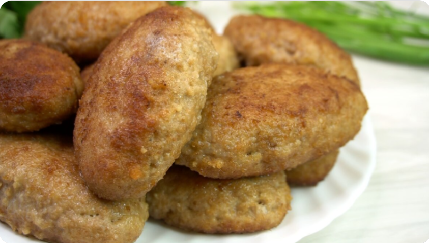 Мясные зразы с начинкой: как приготовить хит домашней кухни