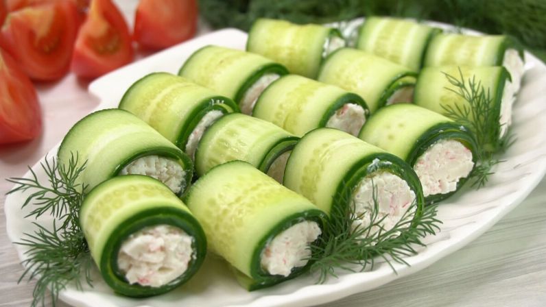 Огуречные роллы с крабовыми палочками: идеальная закуска для вечеринок