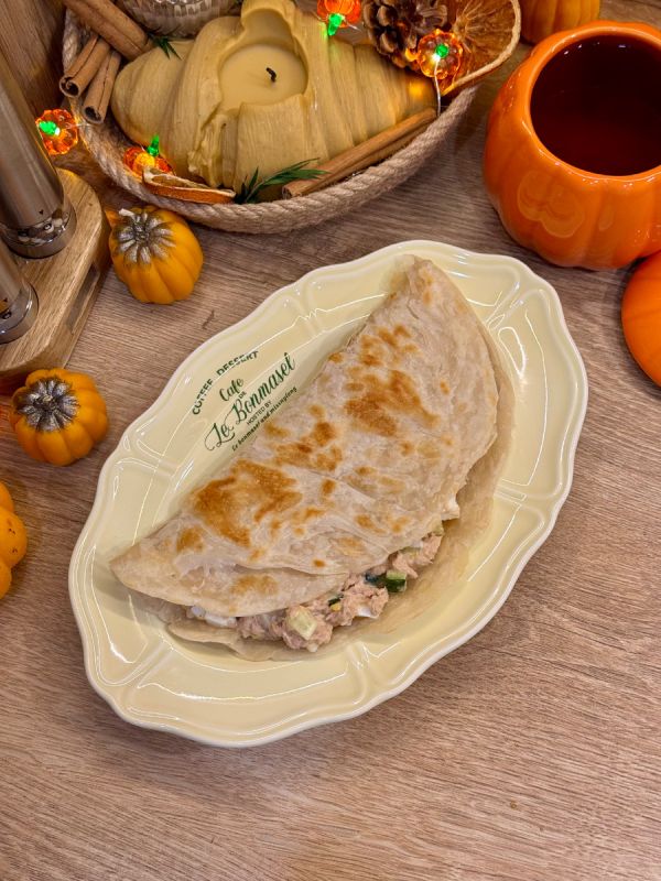 Роти с тунцом — быстрый и питательный завтрак всего за 5 минут