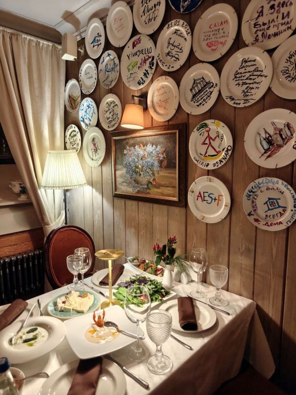 Ужин в честь 15-летия грузинского «Сахли» собрал звездный состав