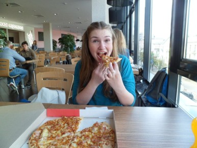 Путешествие в мир пиццы: как журналистка попробовала себя в роли пиццера