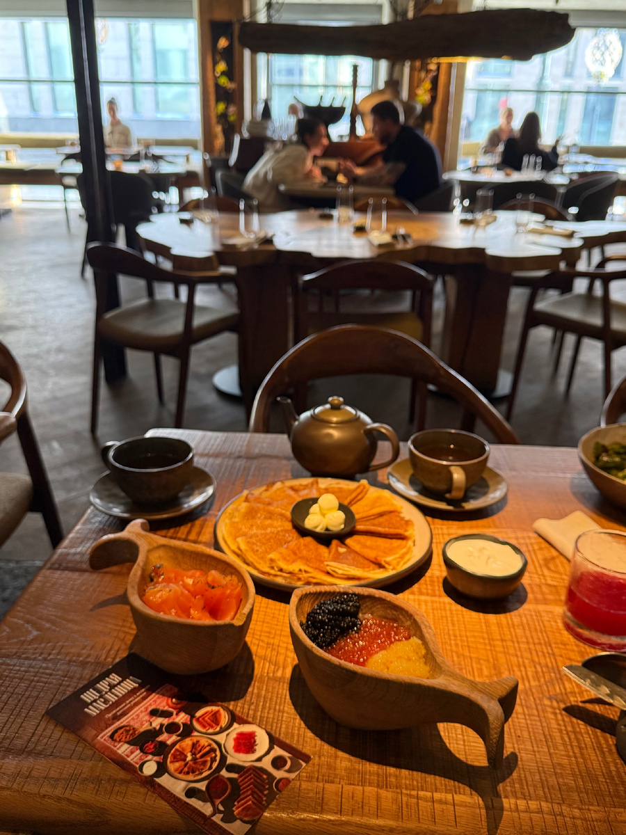 Масленица в Айне: Вкусные Блины и Неповторимый Кисель