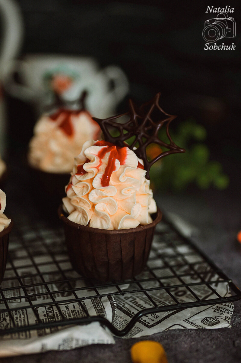 Тыквенные капкейки с орехами: идеальный десерт на Хэллоуин