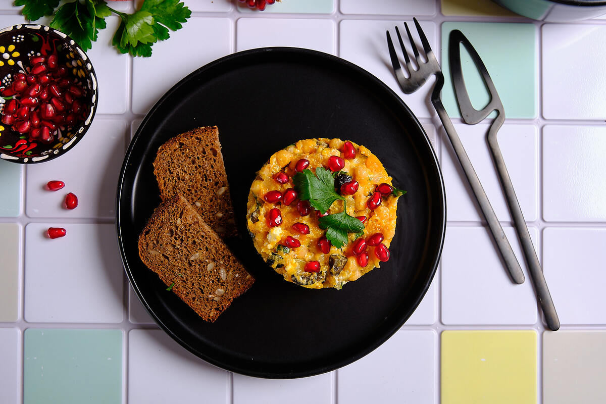 Вкусный салат с тыквой и нутом: оригинальный рецепт для вашего стола