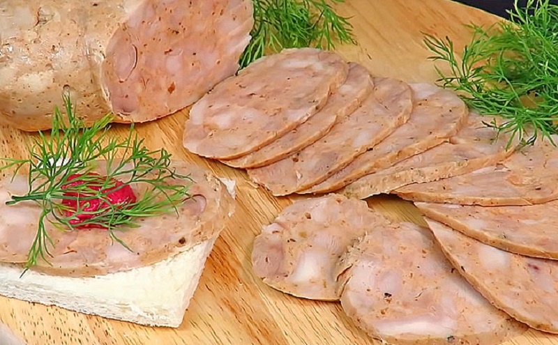 Как приготовить домашнюю куриную колбасу в духовке: простой рецепт с ароматом и вкусом