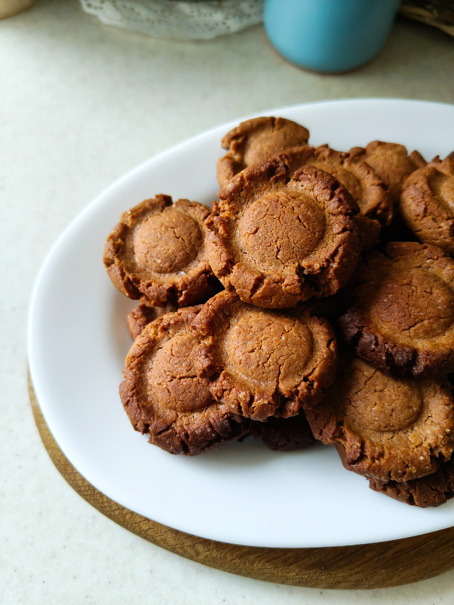 Арабика в каждой крошке: невероятное печенье из арахисовой пасты