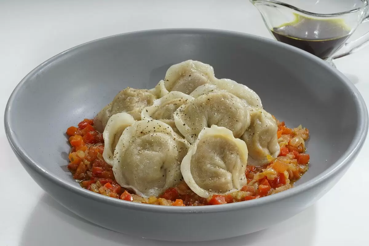 Постные пельмени с тыквой и кедровыми орехами