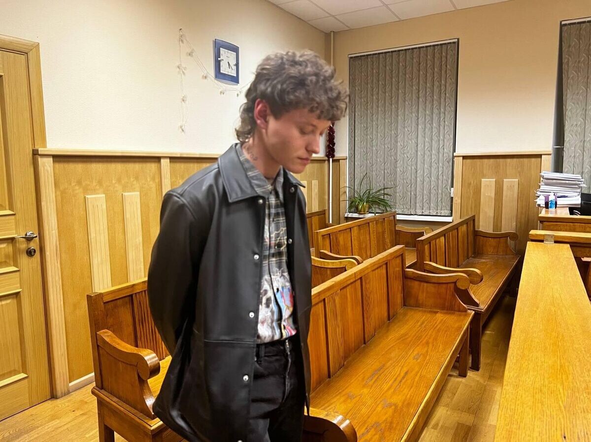 Эдуард Шарлот нашел новую жизнь в колонии через музыку