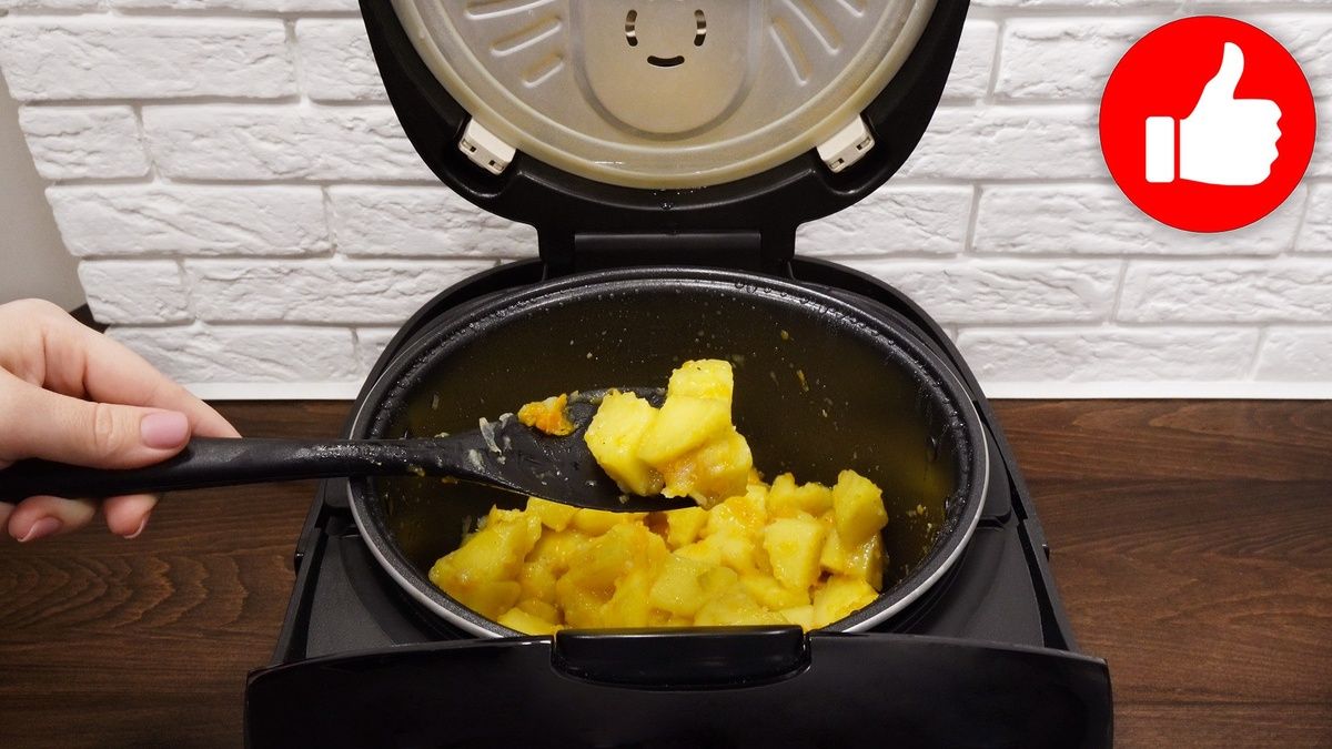 Тушеная картошка с луком и морковью: простое и вкусное блюдо в мультиварке